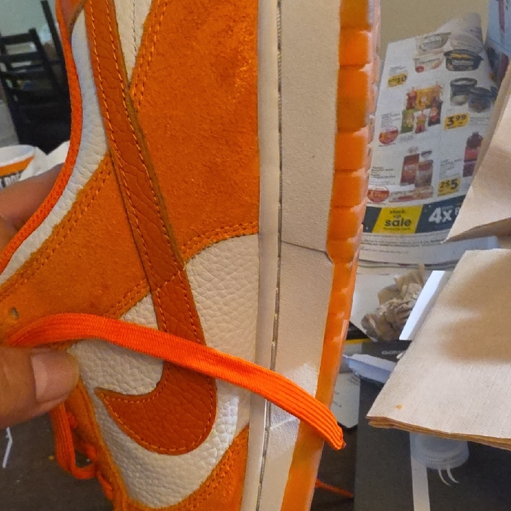 Nike SIZE 12 M size 14.5 W Nike Dunk Low Cracked Orange DS NEW FN7773-001 - Picture 5 of 8